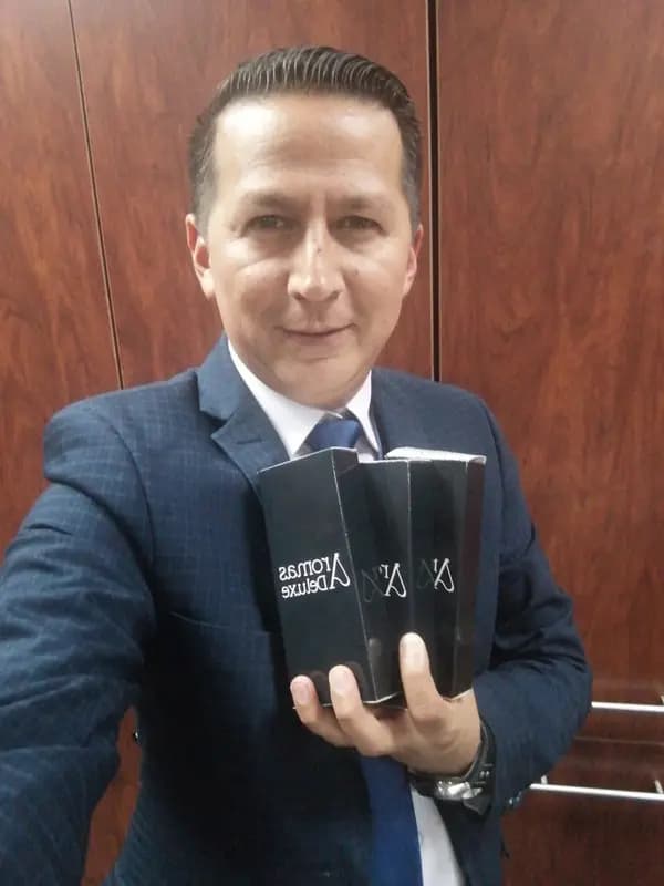 Foto de la reseña de Julio Cesar B.